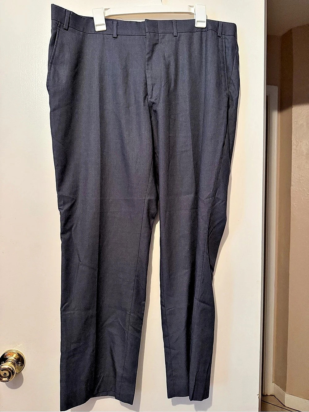 Kenneth Cole Reaction Men's Dress Pants in Gray Like New